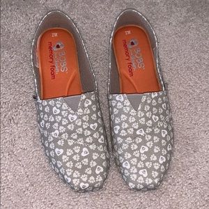 Skechers Bob’s paw print sliders